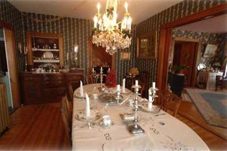 The Lion And The Rose Bed & Breakfast Whitefield Екстер'єр фото