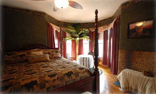The Lion And The Rose Bed & Breakfast Whitefield Екстер'єр фото